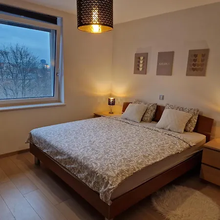 Hisa Pod Gozdom דירה *