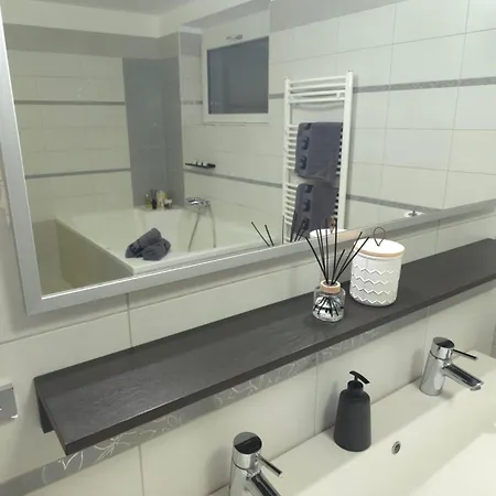 Apartment Hisa Pod Gozdom Ljubljana