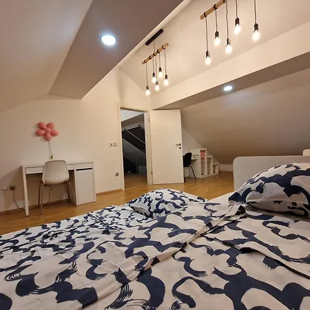 Apartman Hisa Pod Gozdom *