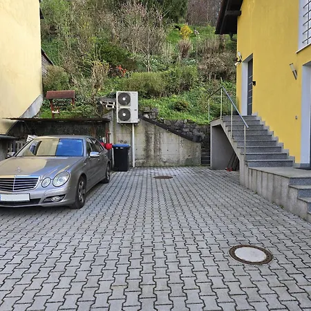 Hisa Pod Gozdom Daire Ljubljana