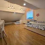 Hisa Pod Gozdom Liubliana
