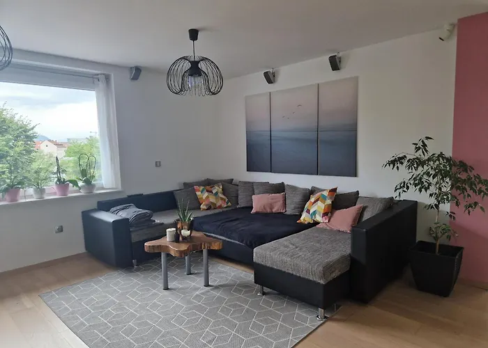 Hisa Pod Gozdom Apartmán Lublaň